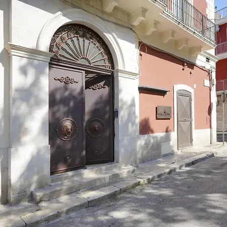 Palazzo Della Torre 003 - Historical Modern Apartman
