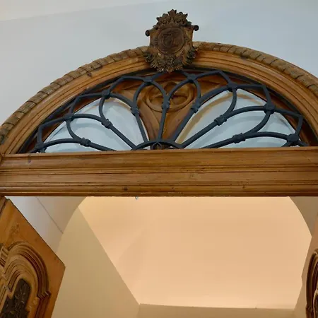 Apartment Palazzo Della Torre 003 - Historical Modern Bari
