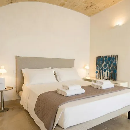Apartment Palazzo Della Torre 003 - Historical Modern Bari