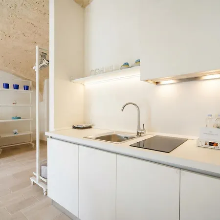 Palazzo Della Torre 003 - Historical Modern Apartamento Bari